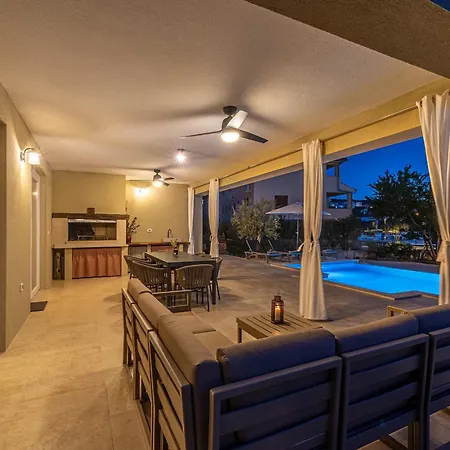 Villa Beachfront